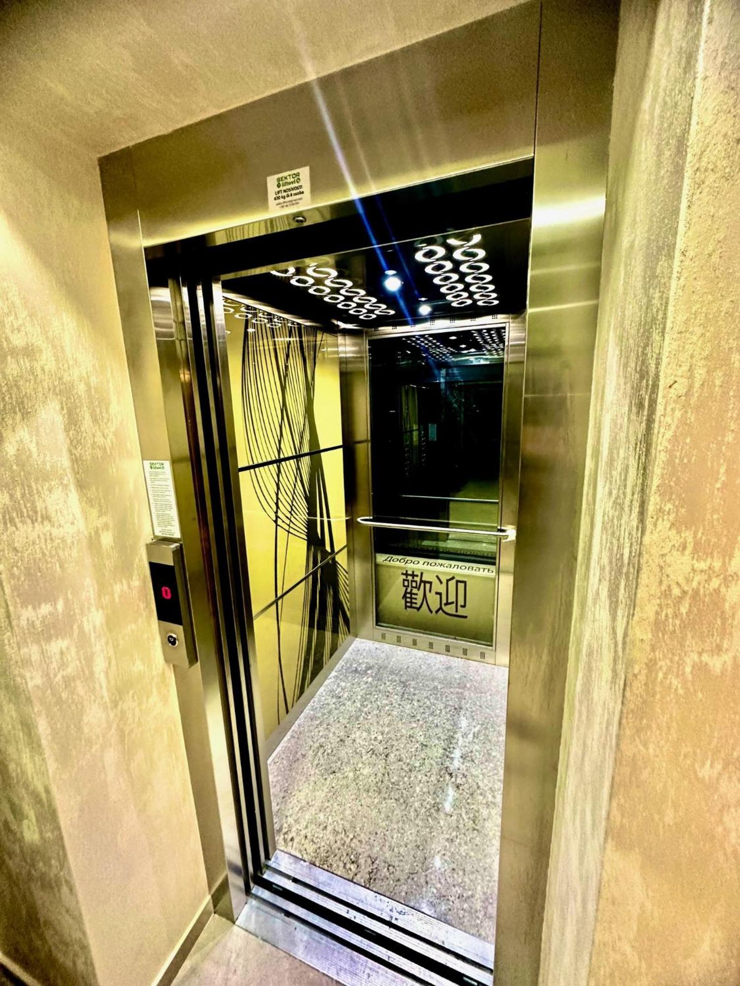 China Town Prenociste Hotel Belgrade Luaran gambar