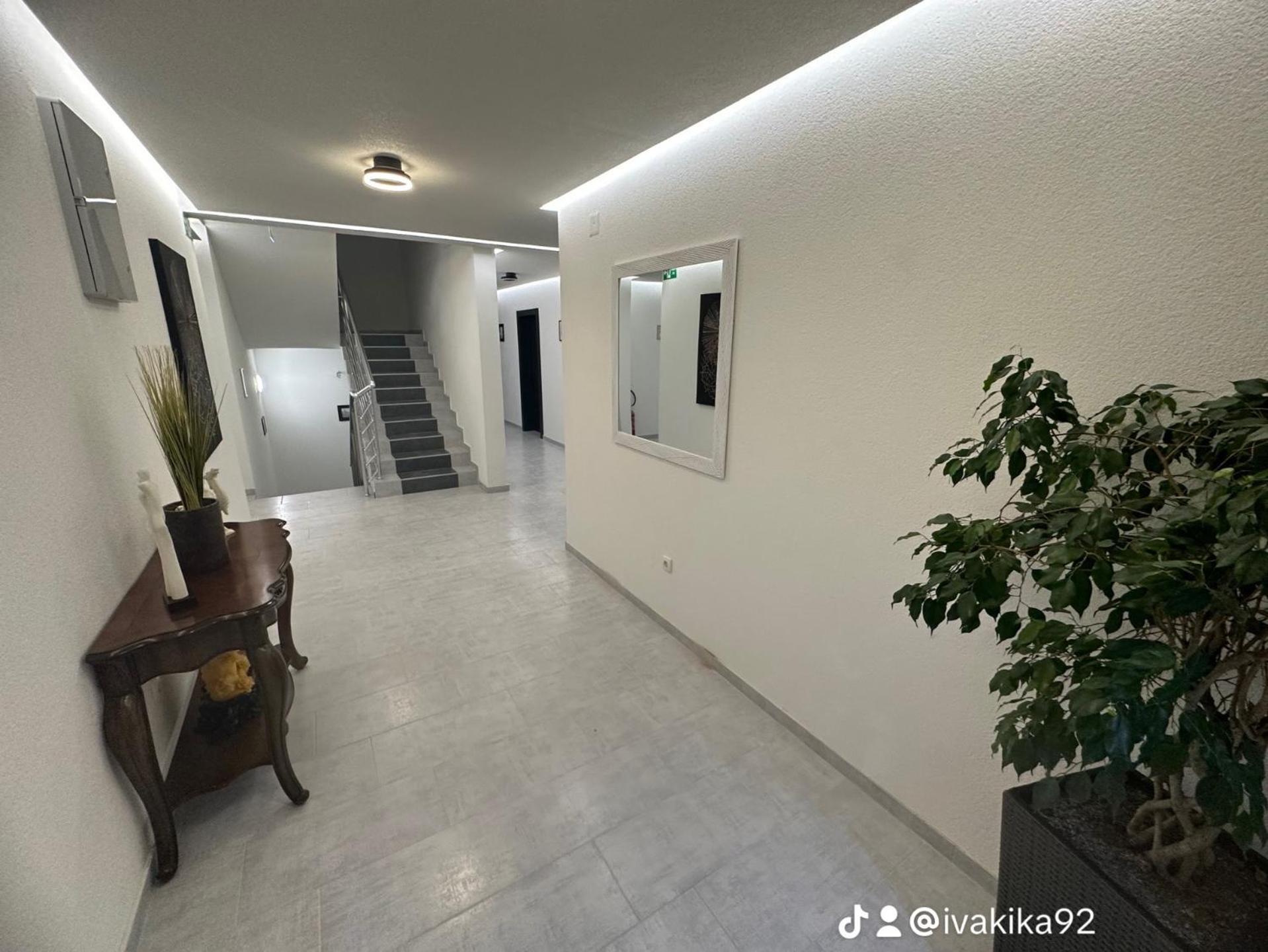 China Town Prenociste Hotel Belgrade Luaran gambar
