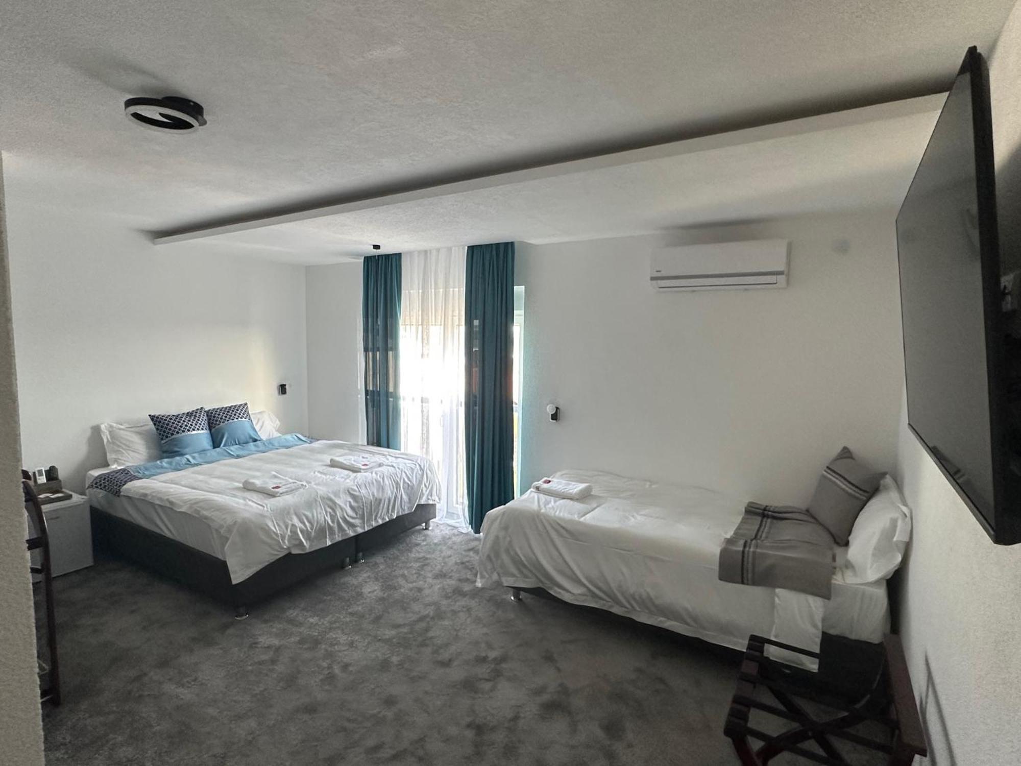China Town Prenociste Hotel Belgrade Luaran gambar